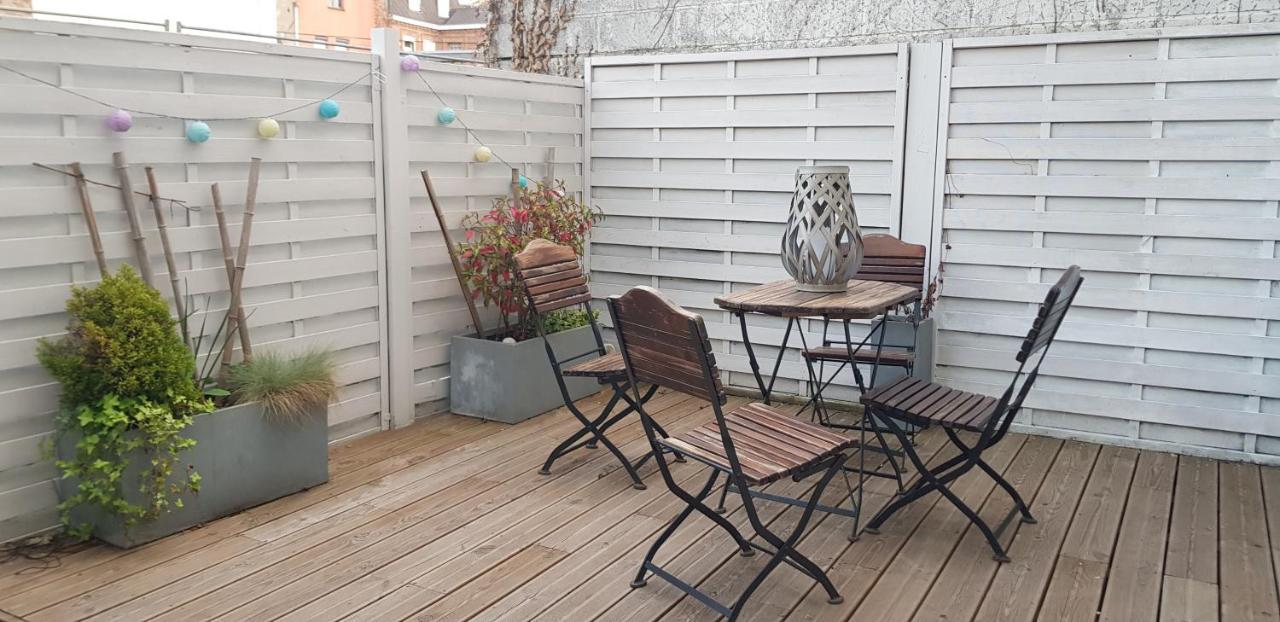 Appartement Avec Jardin Hyper Entre Valenciennes Exterior foto